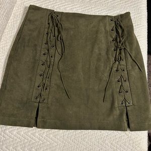 Abbeline suede mini skirt women small‎